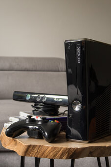 XBOX 360 SLIM 250GB + Kinect - 2