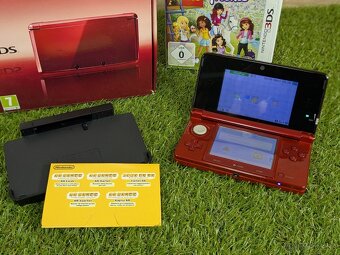 Nintendo 3DS, červené, hry Mario a LEGO, orig. krabica, dock - 2