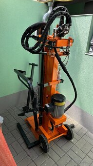 ŠTIEPAČKA PATRIOT 10t + vozík - 2