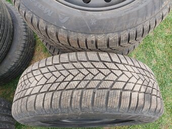 Predám letné a zimné pneumatiky 205/60/R16 + trysky Peugeot - 2