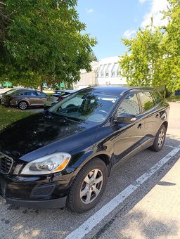 Predám Volvo XC60 r.v. 2010, päť valec, diesel, 120KW - 2