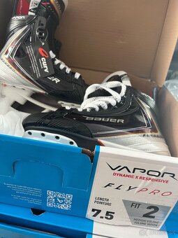 korcule Bauer Vapor FlyPro - 2