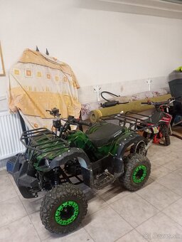 Predám motorku+ detskú stvorkolku - 2
