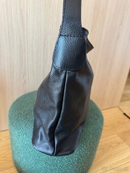 Minimalist leather tote bag black - 2