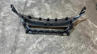 Nárazník Peugeot 5008 - 2