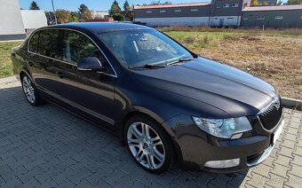 Skoda superb 2 2.0tdi 125kw dsg - 2
