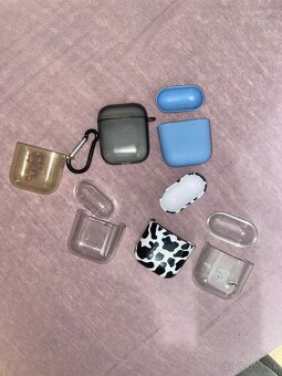 Apple AirPods 2. gen – ľavé OK, pravé poškodené + obaly - 2