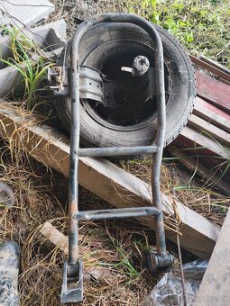 Kia Sportage držiak rezervy - 2