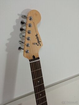 Gitara Fender Squier Stratocaster + príslušenstvo - 2