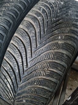 Predam zimne pneu michelin 205/55 R16 - 2