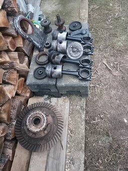 Zetor piesty na motor - 2