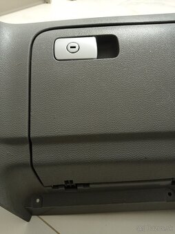 Odkladacia skrinka spolujazdca Golf 5 - 2