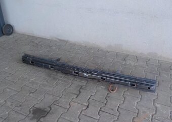 Výstuha zadneho nárazníka VW T4 - 2