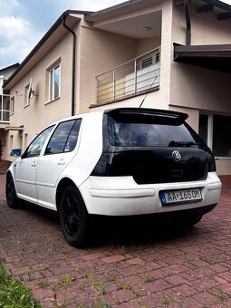 Golf 4 - 2