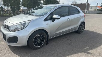Kia rio - 2