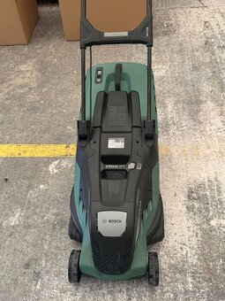 Bosch Advanced Rotak 750 - 2