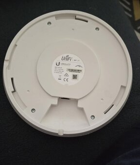UBIQUITI UniFi AP LR. - 2