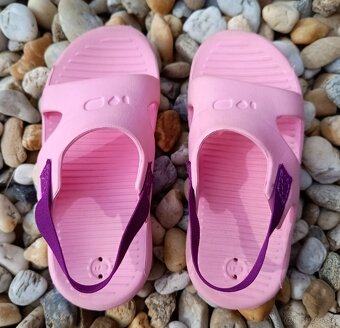 DECATHLON NABAIJI RUŽOVÉ SANDALKY DO VODY - 2