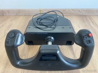Logitech saitek pro flight yoke - 2