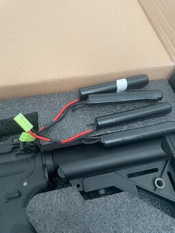 Delta Armory airsoft zbraň M4 AR15 URX 3 12" Bravo Čierna - 2