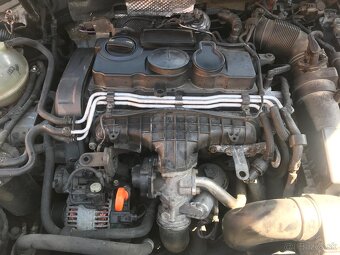 Holo Motor Passat b6 2.0tdi 125kw - 2