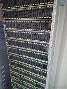 14,4TB diskové pole Fujitsu Eternus (NetApp) + disky - 2
