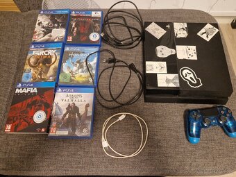 Playstation 4 - 2