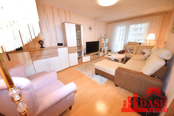 Na predaj veľký 3 izbový byt s lodžiou, 77 m2, Trenčín, Hala - 2