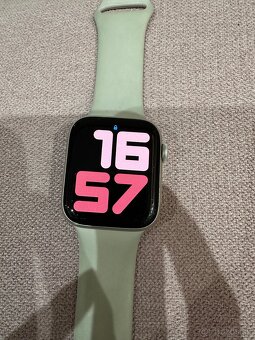 Apple Watch SE (2. Generácia) - 2