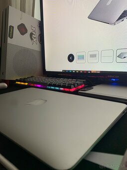 MacBook Air 11” (2015) - 2