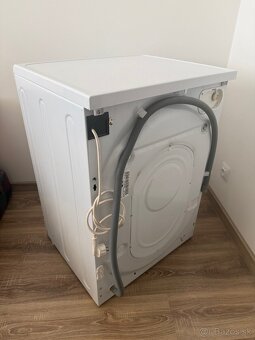 Pračka Indesit - 2