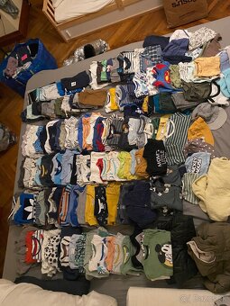 Mix oblečenia. Veľkosť 80 - 2