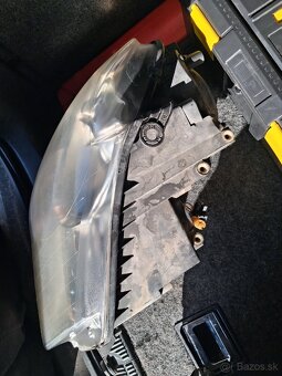 Svetla wolksvagen touran - 2