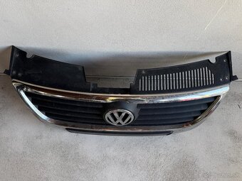 Predna maska VW PASSAT B6 - 2