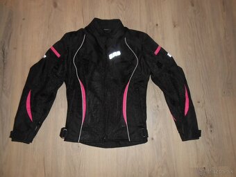 Predam krasny uplne novy damsky moto komplet o velkosti XS - 2