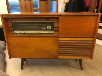 Retro gramoradio Tesla Adagio - 2