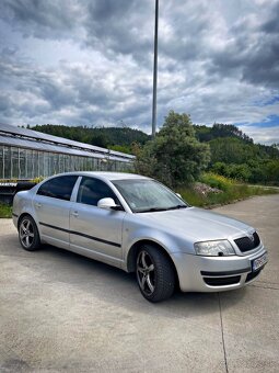 Škoda superb 2,0 TDI 103 kW - 2
