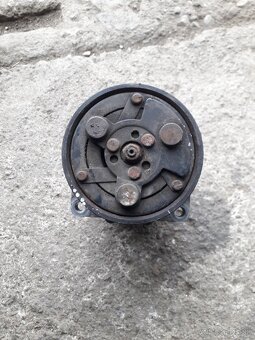 Octavia 1 klimovy kompresor  1J0820803F - 2