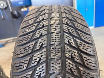 Zimné pneu Nokian 235/55R18 - 2
