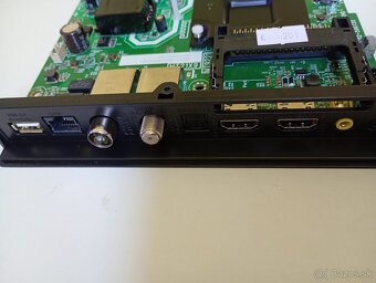TCL 32L5A - 2