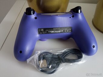 PS4 ovládač - 2