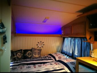 karavan - 2