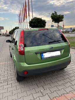 Ford Fiesta 1,4 benzín - 2