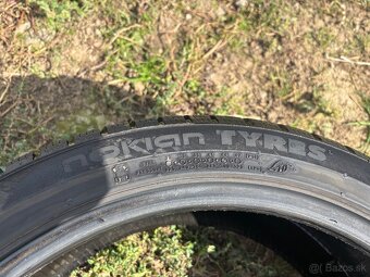 Predan 2x Nokian snowproof 235/40 r18 - 2