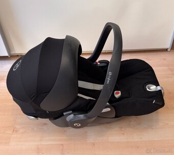 Polohovateľné vajíčko Cybex Cloud Q + základňa - 2
