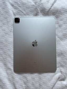 iPad Pro 12.9" (4th Gen) - 128GB Wi-Fi - 2