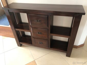 Komoda v rustikálnom štýle z masívu - 2