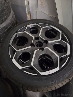 Predám nové disky s pneumatikami 205/50 R17 - 2