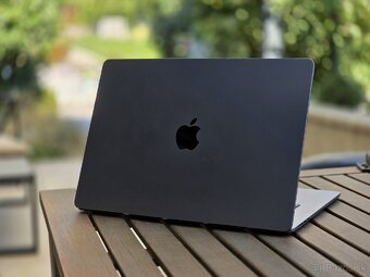 MacBook Air M2 15 I 256 GB I 8 GB RAM I Spacegrey - 2