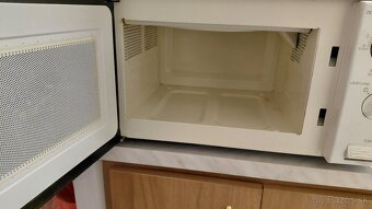 Mikrovlnná rúra - 2